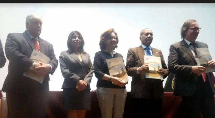 El periodista dominicano Santos Aquino Rubio recibe el Chasqui de Plata por sus aportes a las Relaciones Públicas 