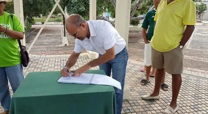 También del PLD firman "Libro Verde" contra la corrupción; dos miembros del Comité Central 