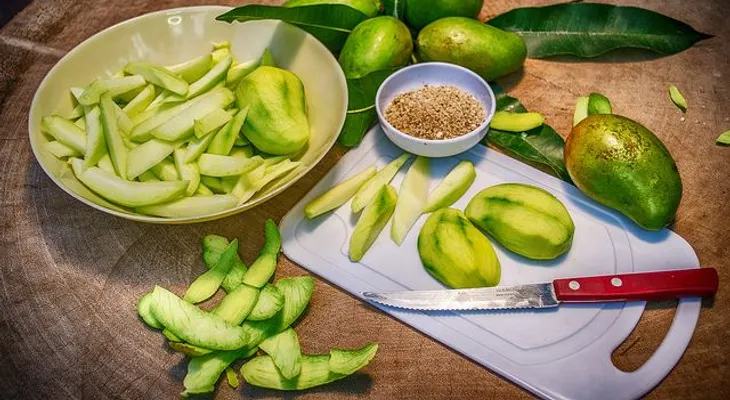 Te de mango verde con canela y malagueta para la chikungunya
