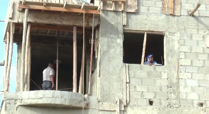 PN investiga causas por la que hombre fue encontrado ahorcado en casa en construcción
