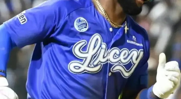 Licey derrota 6-2 a las Águilas en el Estadio Cibao con 14 imparables
