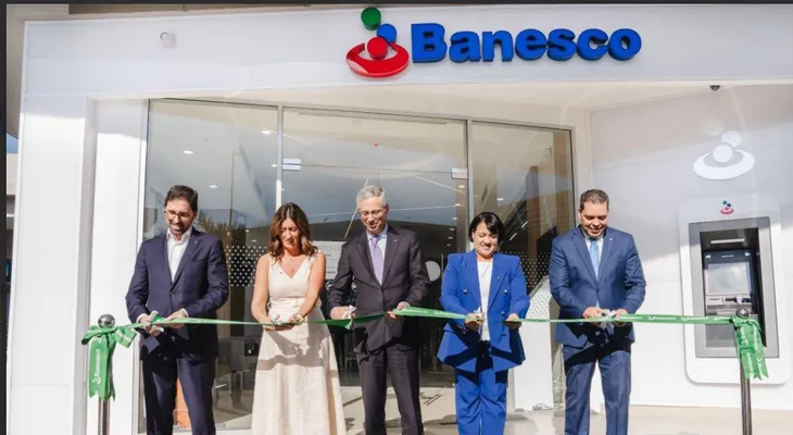 Banesco inaugura moderna y amplia sucursal en Plaza Paseo 27