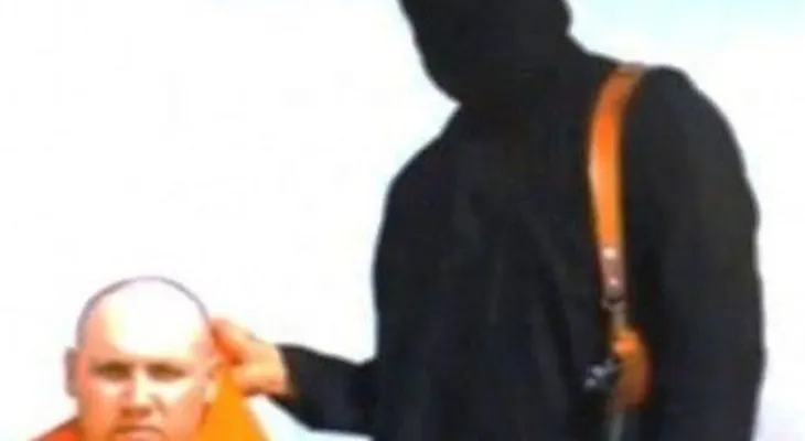 Extremistas se atribuyen decapitación de otro periodista de EEUU.