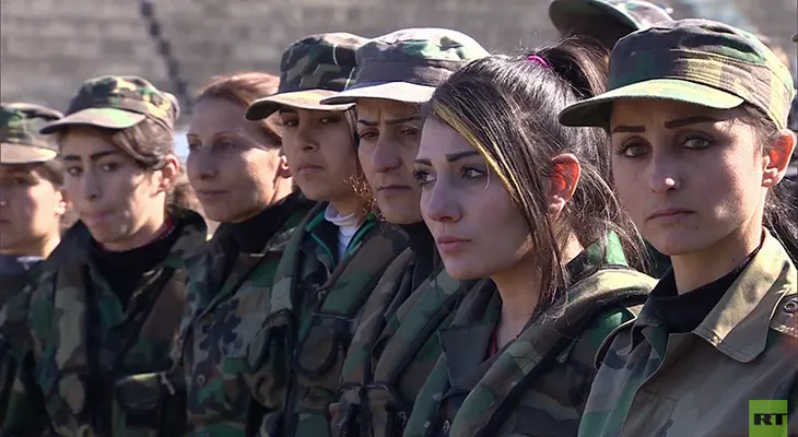 "Ahora nos toca a nosotras": Así se entrenan las mujeres soldado sirias