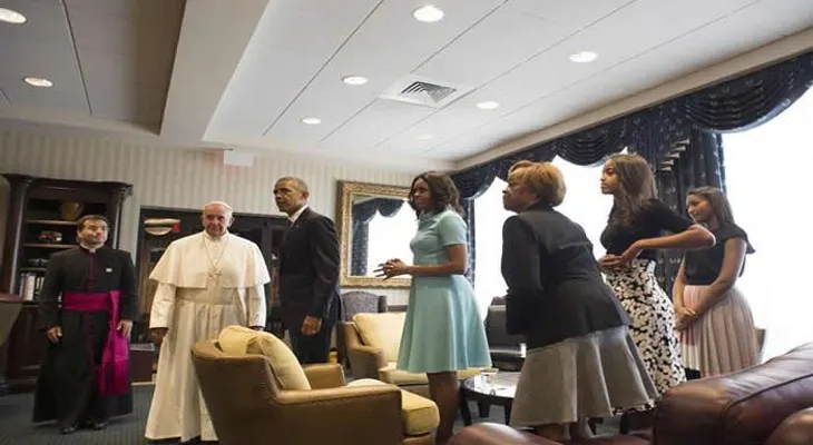 Los Obama y el papa saludarán desde balcón de la Casa Blanca tras ceremonia