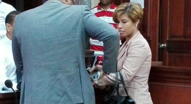 Jueza Awilda Reyes, presa por corrupción, alega inocencia  (VIDEO)
