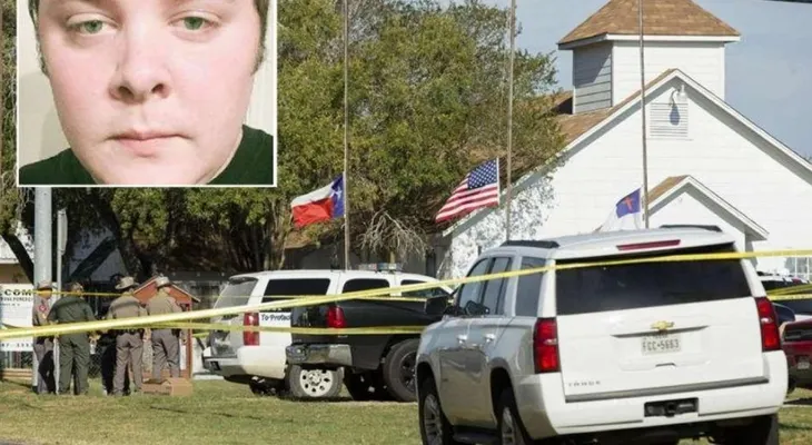 El tirador de Texas repasó las filas de la iglesia en busca de supervivientes