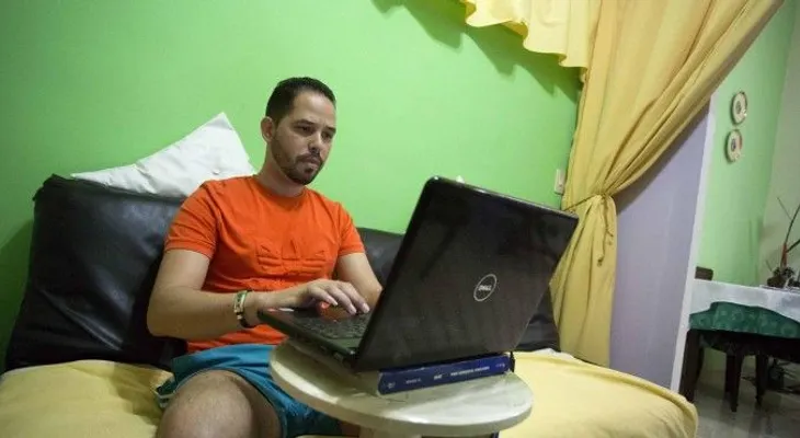 Cuba tiene singulares maneras de ingresar a internet