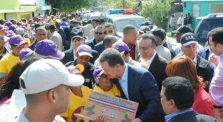 Leonel entregará cajas navideñas el miércoles 23 de este mes