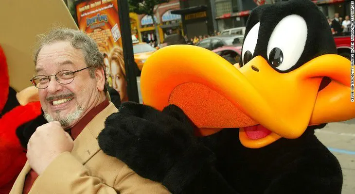 Muere Joe Alaskey, la voz de Bugs Bunny y el Pato Lucas