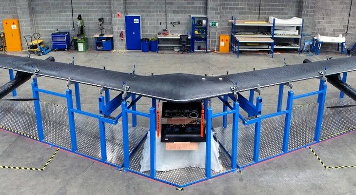 Facebook renuncia a su plan de construir de drones de Internet
