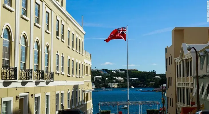 Bermudas reemplaza el matrimonio entre parejas del mismo sexo con "sociedades domésticas"