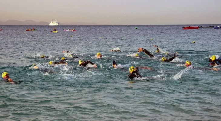 Dizque nadar en el mar es más peligroso para la salud que hacerlo en piscinas 