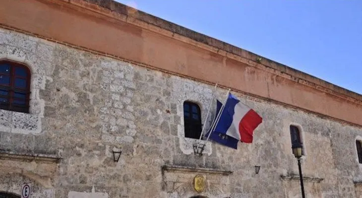 Embajada de Francia se desliga de protección a niño dominicofrancés