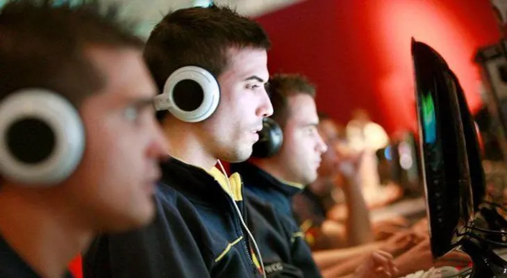 Snowden inspira un videojuego en el que la meta es robar información