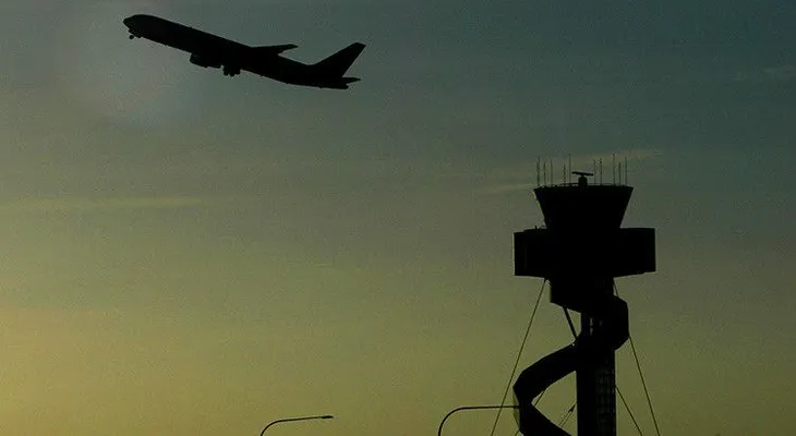 Mala noticia para los aerófobos: los aviones comerciales viajarán sin copilotos