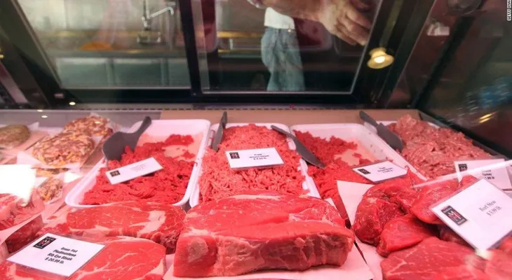 OMS: la carne procesada puede causar cáncer; la carne roja también puede contribuir