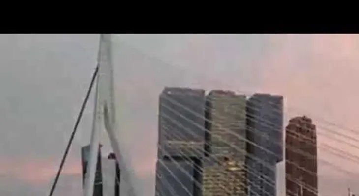 Patinazo sobre cables de tensión de un puente de 140 metros