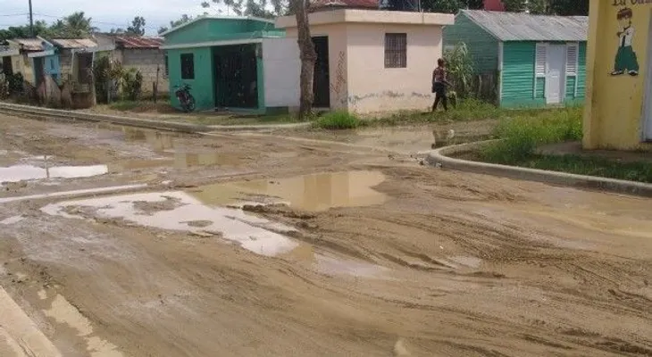Deploran estado de abandono del municipio Sabana de la Mar