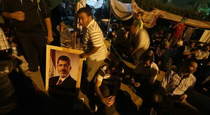 Egipto: 42 muertos, 300 heridos y Hermanos Musulmanes llaman a intifada