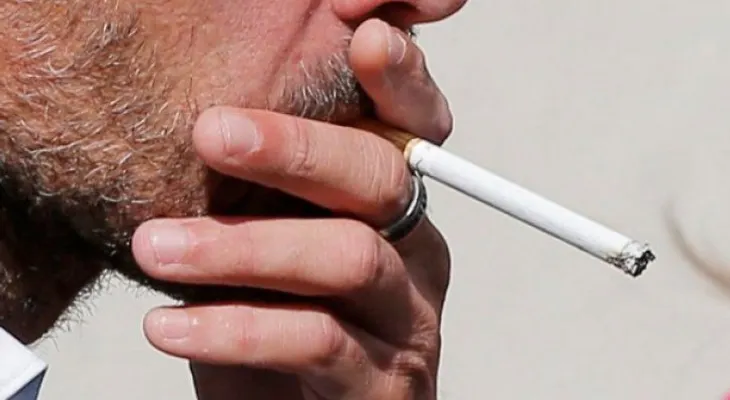 Así es como fumar cigarrillos afecta las células de tu cuerpo