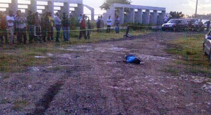 Matan a tiros hombre en playa de SPM, dos heridos en balacera