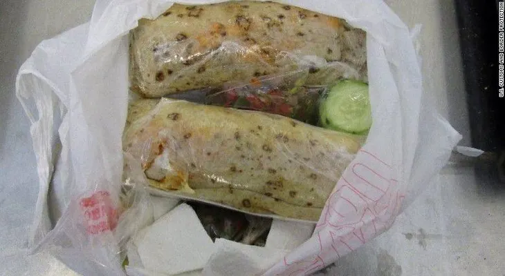 Mujer es detenida con dos 'narco-burritos' llenos de metanfetaminas