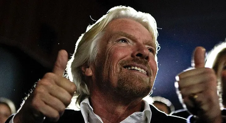 El multimillonario Richard Branson revela una simple pregunta que nos ayudará a ser exitosos