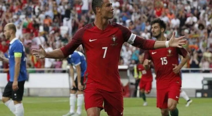 Cristiano anota dos y Portugal golea 7-0 a Estonia