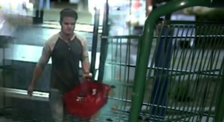 Arrestan a hombre roció veneno en la comida de 15 supermercados