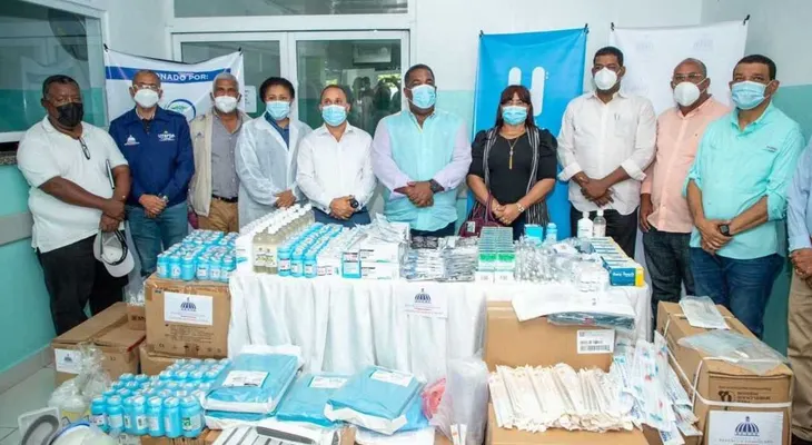 Gobierno entrega medicamentos en hospitales y centros de atención primaria de todo el país