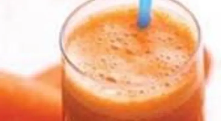Batido de zanahoria, naranja, melocotón, y baobab para protegerte de los rayos del sol