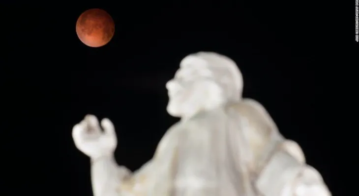 Luna de sangre 27-28 de septiembre causa nerviosismo; porque sería el fin de los tiempos 