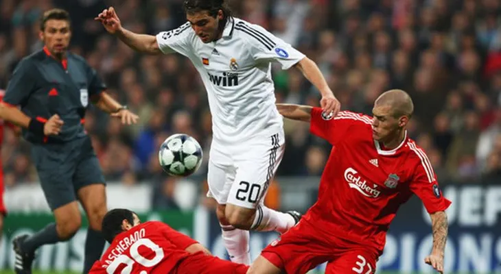 CR7 se acerca a récord y Madrid golea a Liverpool 
