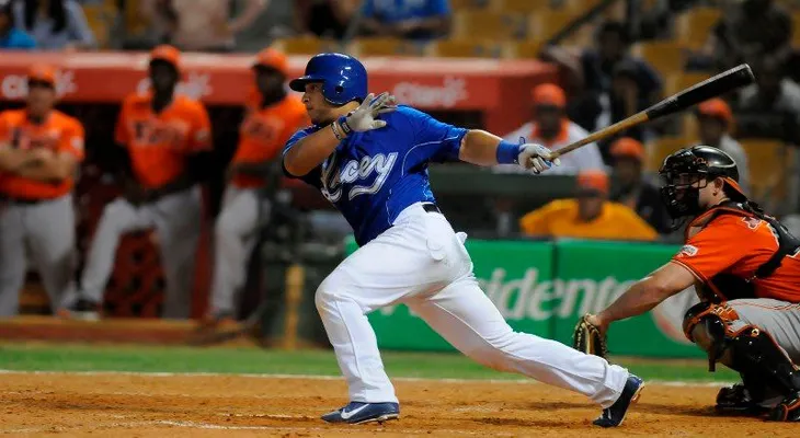 Licey vence a los Toros