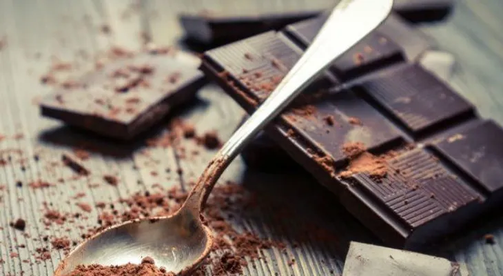 ¡Por fin entendemos nuestra adicción al chocolate! La leche materna es la culpable