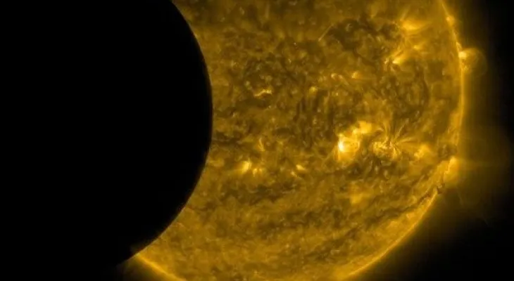 Eclipse de superluna el domingo por la noche