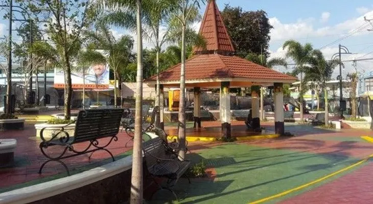 Alcaldía Los Alcarrizos inaugura parque La Toronja con wifi gratis