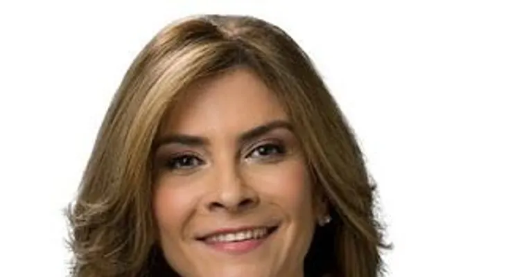 Con Luis y Carolina, la sinergia. DM escoge un mal necesario. Julito ¿referente moral, antiimperialista de nuevo cuño, o pichando el juego continuista?