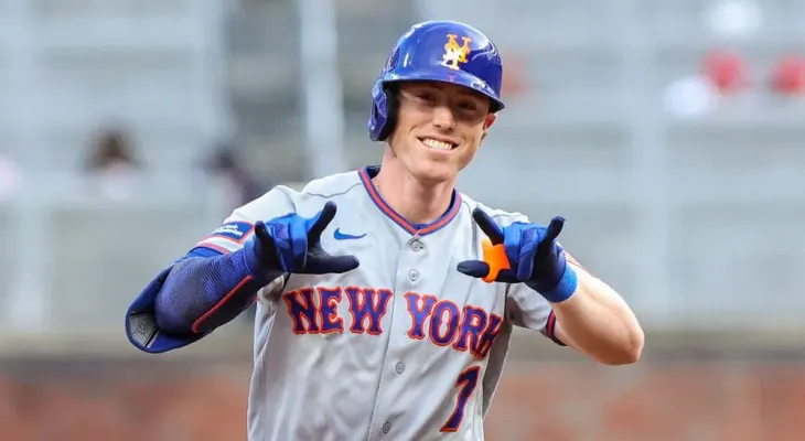 Azulejos vencen 2-1 a Medias Rojas y les propinan tercera derrota al hilo; Mets superan a Bravos 8-5