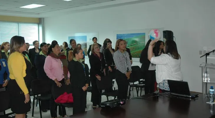 Turismo celebra 8 de marzo con charla  "Mujer: Simbología del Alma"