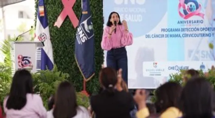 Raquel Arbaje resalta alcance humano y social de ChequéateRD en su quinto aniversario