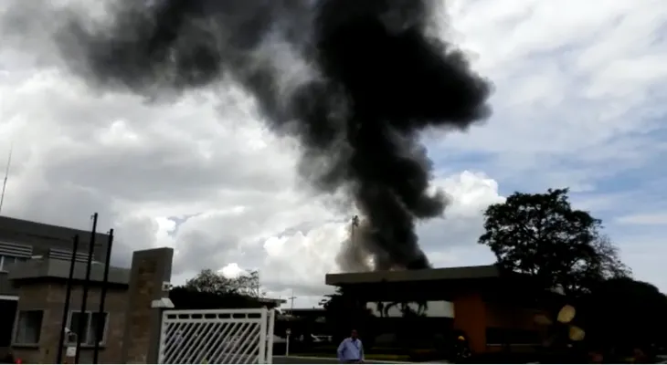Explosiones en refinería de Cartagena deja al menos un muerto y varios heridos