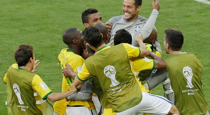 Brasil supera a Chile por penales y pasa a cuartos