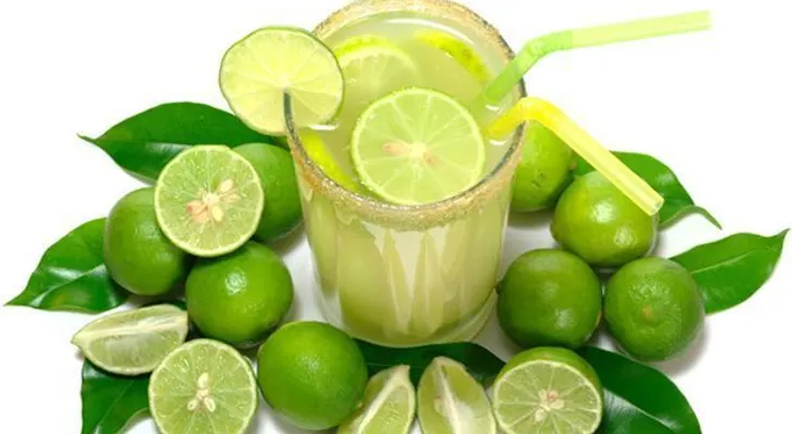 10 razones: tomar agua con limón cada maÑana