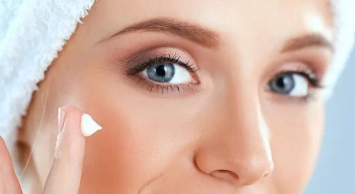 Hazte una limpieza facial en sólo 3 pasos