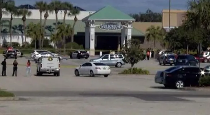 Una persona muerta y dos heridos, por tiroteo en centro comercial de Florida