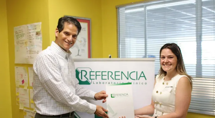 Referencia Laboratorio Clínico entregaâ?? â??donativo a â??Quiéreme como Soyâ?