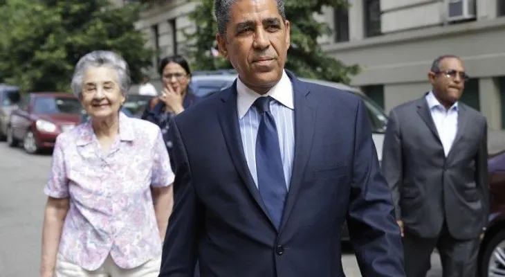 Adriano Espaillat someterá proyectos para supervisar redadas contra los inmigrantes