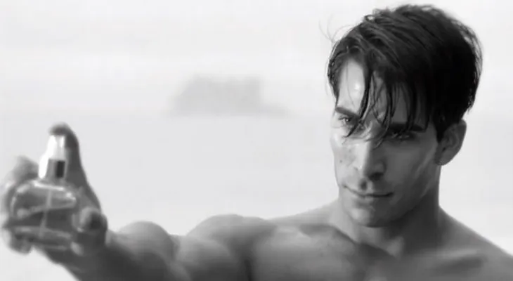 Wachu, el chico de los comerciales de "Open English" es un sexy modelo